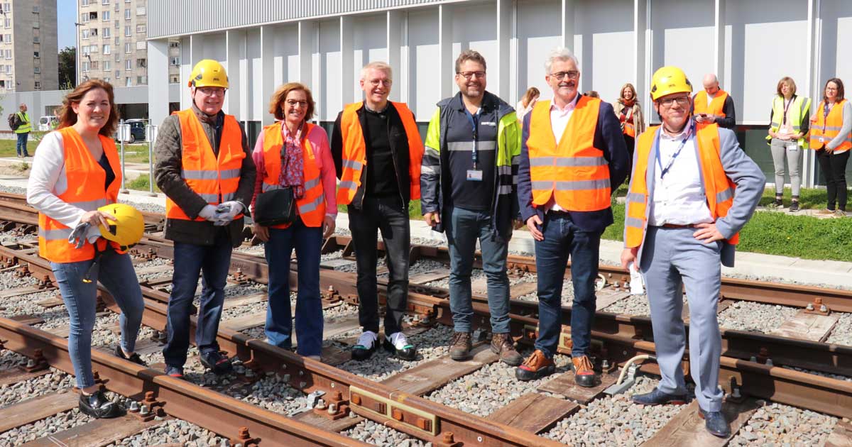 Minister Bernard Clerfayt heeft deelgenomen aan de lancering van de JobDay van Infrabel, in het opleidingscentrum Infrabel Academy.