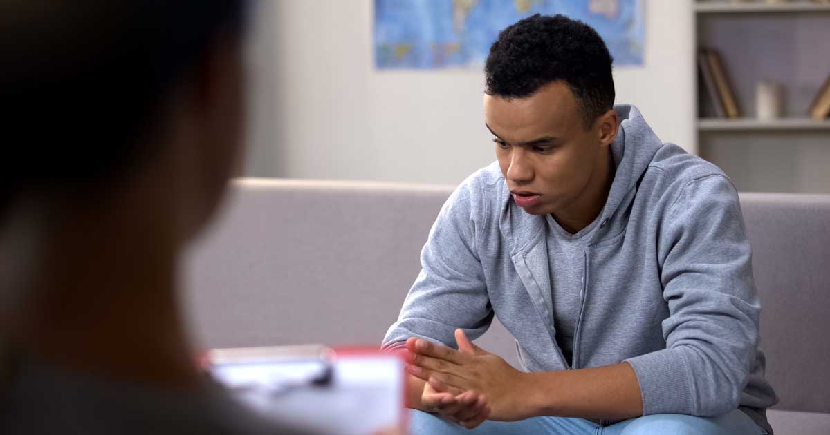 Jonge migrant maakte zich zorgen over zijn toekomst. Toegang tot de arbeidsmarkt is een hindernissenparcours voor mensen van buitenlandse afkomst.