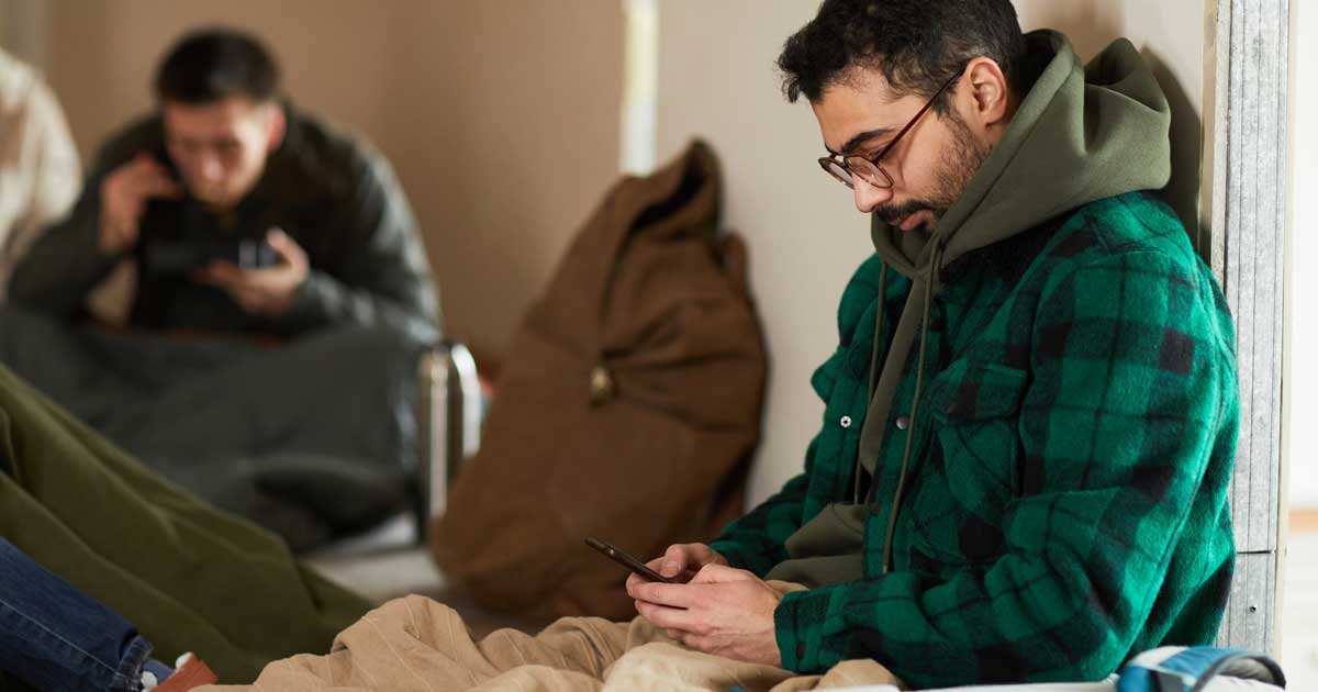 « Régulariser les travailleurs sans-papiers par le travail réclame une intervention du Fédéral »